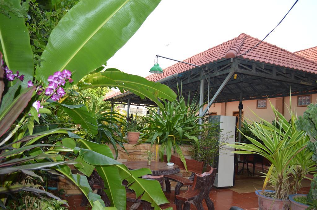 Sam Villa Siem Reap Exterior photo